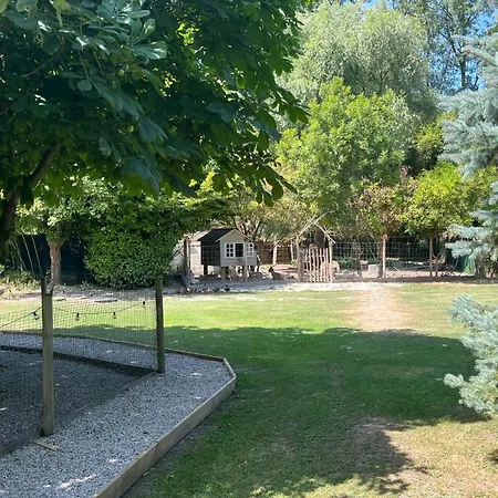 Bed & Breakfast Au Clos De La Longere Ardres