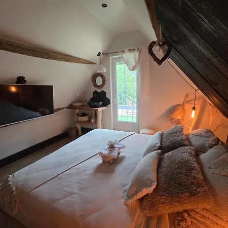 Bed & Breakfast Au Clos De La Longere 3*